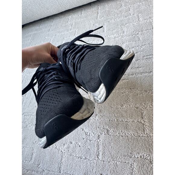 On- Running Cloud Swift Black Comfortable Athletic Women’s - Picture 3 of 10